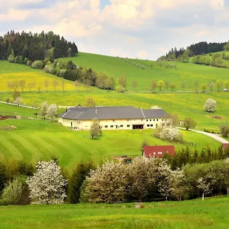 펜션 Rodinny Jimramovske Pavlovice Az 24 Osob!