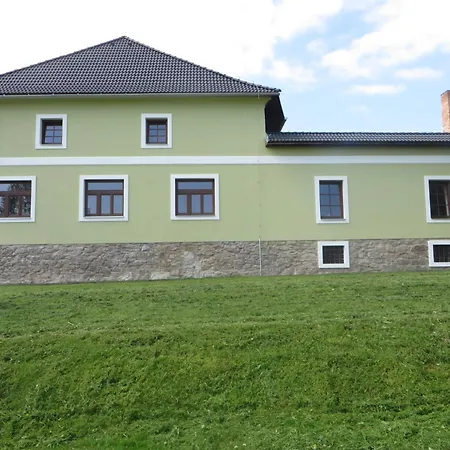 Rodinny Jimramovske Pavlovice Az 24 Osob! *