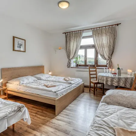 Feriehus Rodinny Jimramovske Pavlovice Az 24 Osob!