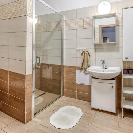 度假居 Rodinny Jimramovske Pavlovice Az 24 Osob! *