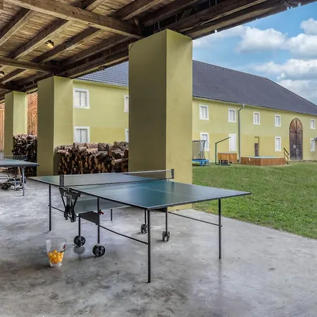 Rodinny Jimramovske Pavlovice Az 24 Osob! 度假居 *